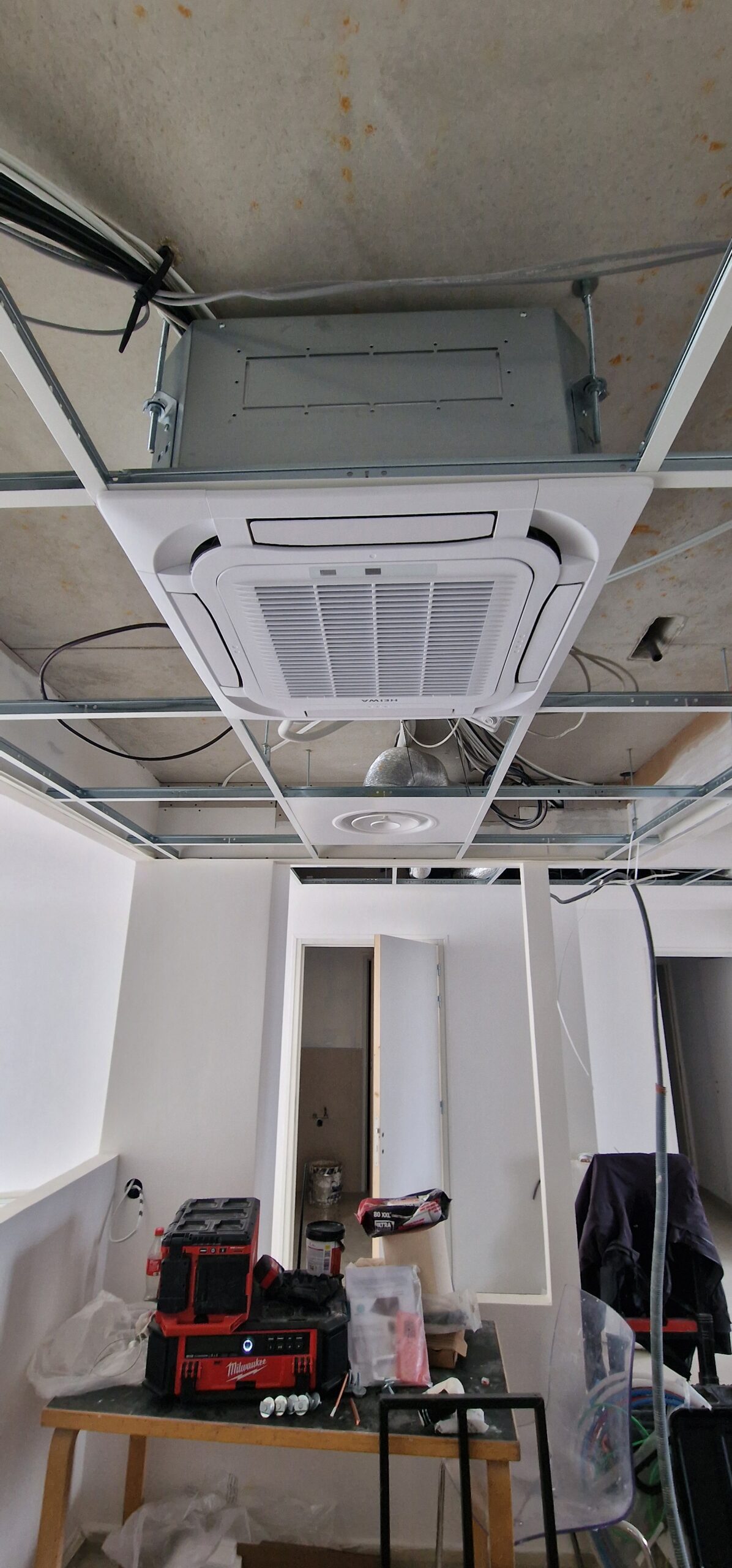 anov-energie-installation-climatisation-deux-cassette-seine-et-marne-77